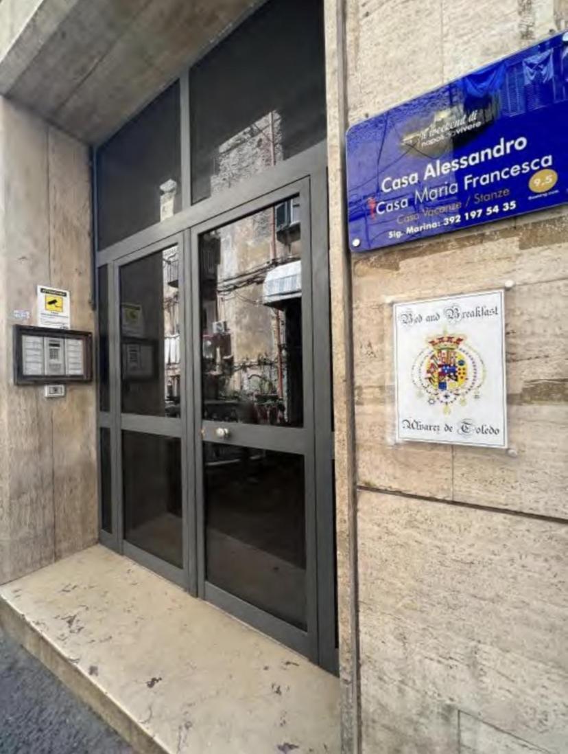 Alvarez De Toledo Acomodação com café da manhã Nápoles Exterior foto